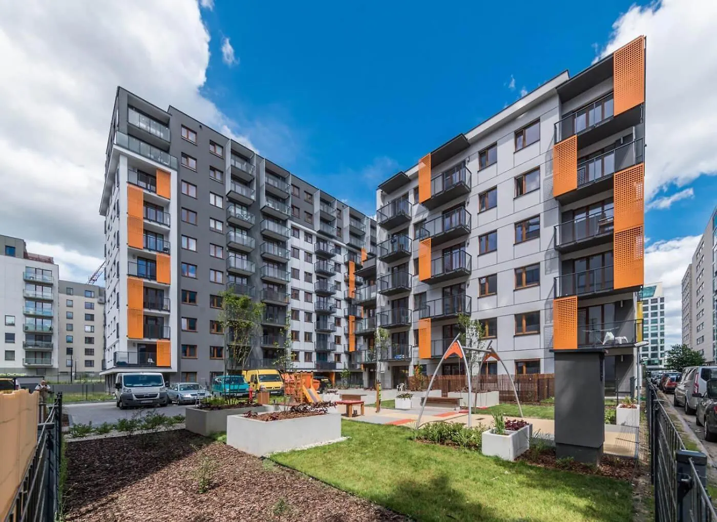 Modern Apartment Near To The Chopin\'S Airport Cybernetyki 2A location
